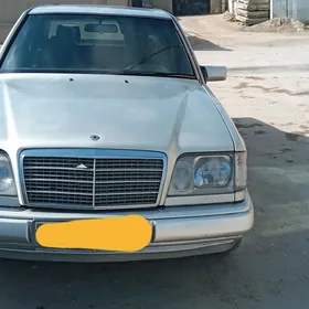 Mercedes-Benz E280 1995