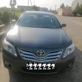 Toyota Camry 2011