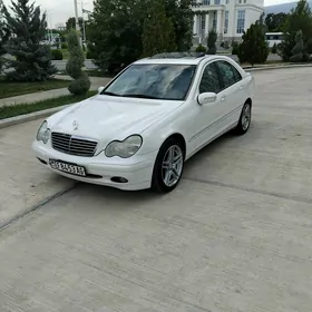 Mercedes-Benz E350 2001