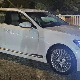 Kia K900 2018