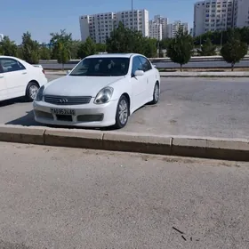 Infiniti G35 2003