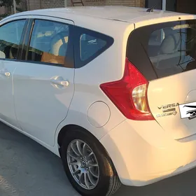 Nissan Versa 2014