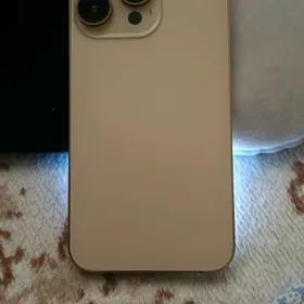 Iphone X 16 pro owurlen gold