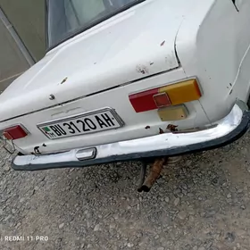 Lada 2104 1980