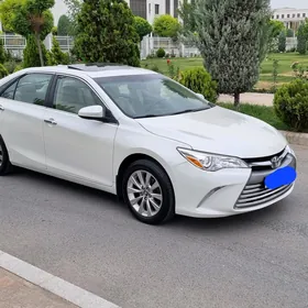 Toyota Camry 2016