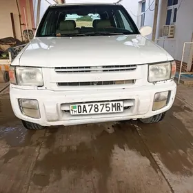 Infiniti QX4 1998