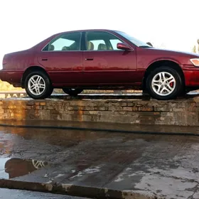 Toyota Camry 2001