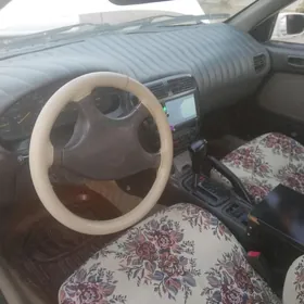 Toyota Carina 1995
