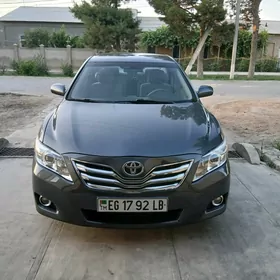 Toyota Camry 2010