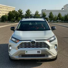 Toyota RAV4 2022