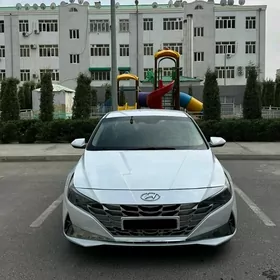 Hyundai Elantra 2021