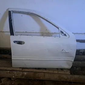 Nissan Maxima gapy 98y