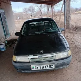 Opel Vectra 1992