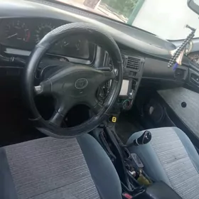 Toyota Corona 1994