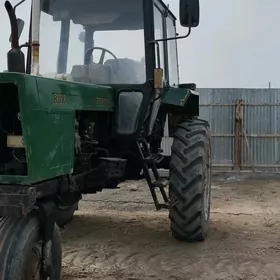 MTZ 80 2012