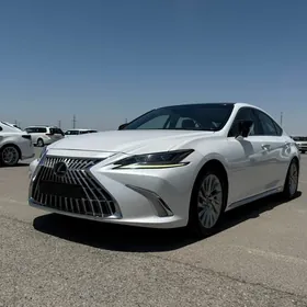 Lexus ES 350 2019
