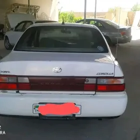 Toyota Corolla 1993