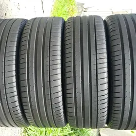 MICHELIN 255 55 20