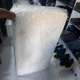 Matras  70×130
