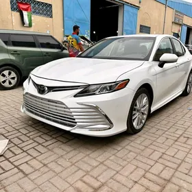 Toyota Camry 2022