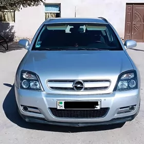 Opel Signum 2004