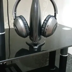 Nausniki JBL