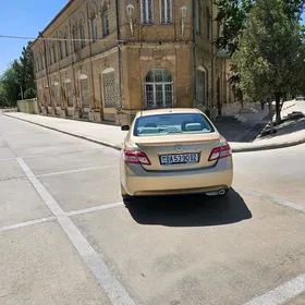 Toyota Camry 2011