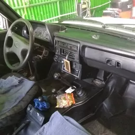 Lada Niva 2014