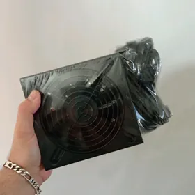Täze blok pitaniye 700w ameron
