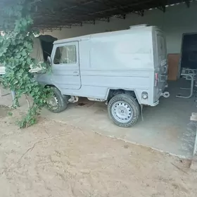 UAZ 469 1985