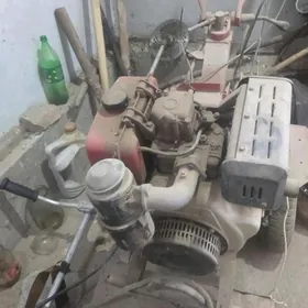 Motoblok traktor