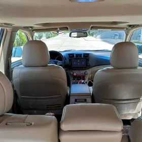 Toyota Highlander 2010