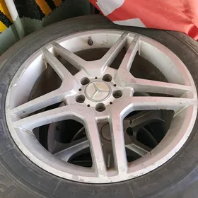 mercedes 🔰 diska 18