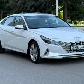 Hyundai Elantra 2023