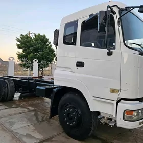Dongfeng 580 2014