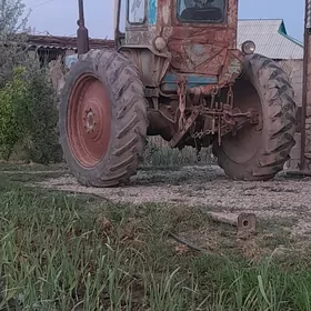 MTZ T-28 1988