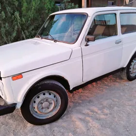 Lada Niva 1985