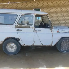 UAZ 469 1999