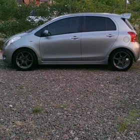 Toyota Yaris 2010