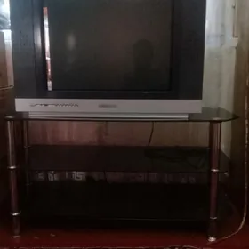 Telewizor pastawkasy bilen