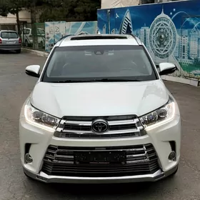 Toyota Highlander 2019
