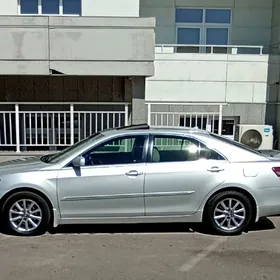 Toyota Camry 2011