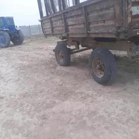 MTZ T-28 1990