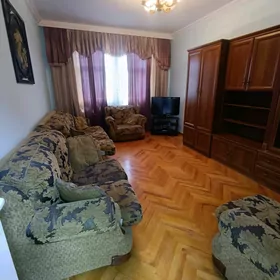 аренда мир 4, 2 квартиры