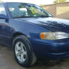 Toyota Corolla 1999