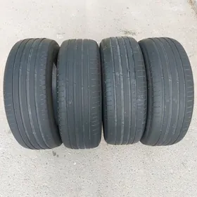 235 65 17 MICHELIN