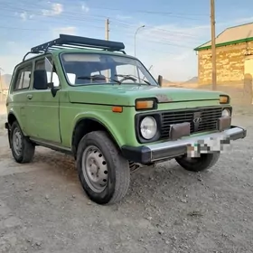 Lada Niva 1983