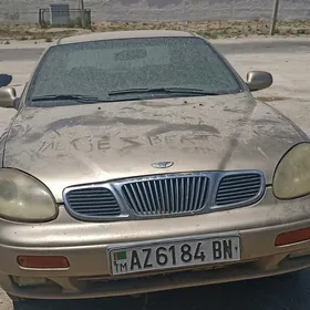 Daewoo Winstorm 2000