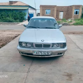 BMW 525 1992