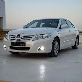 Toyota Camry 2010